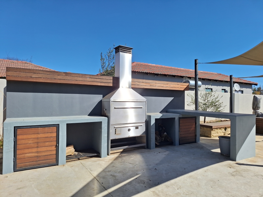 4 Bedroom Property for Sale in Memel Free State